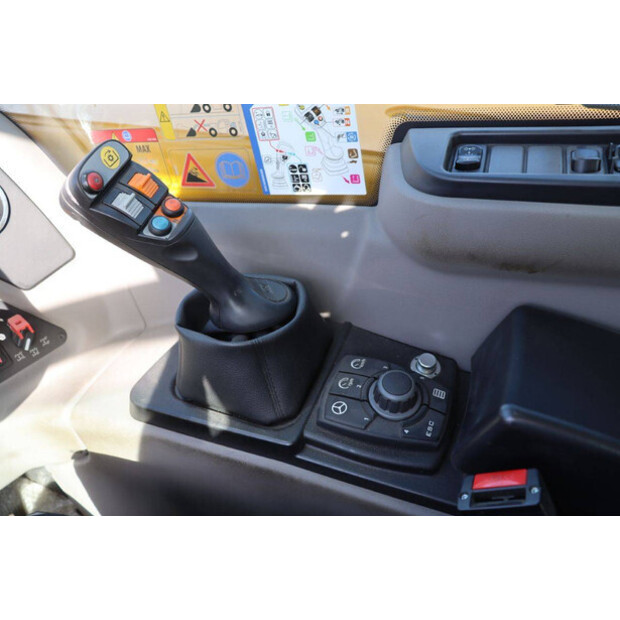 2023 ديتشي 296 AGRI PLUS 42.7 VS EVO2-46772684