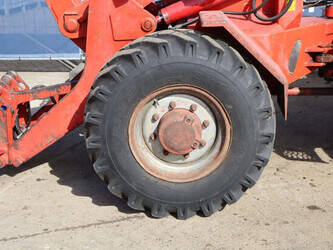 2000-weidemann-3110-1445567-46772710