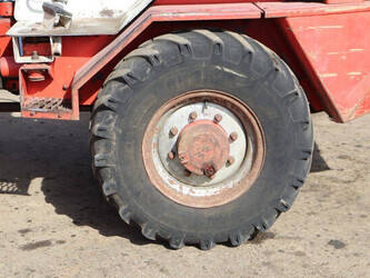 2000-weidemann-3110-1445567-46772711