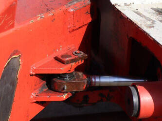 2000-weidemann-3110-1445567-46772712