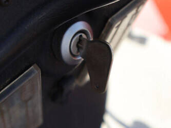 2000-weidemann-3110-1445567-46772723