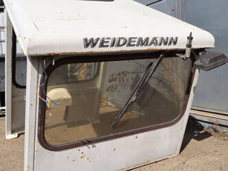 2000-weidemann-3110-1445567-46772746