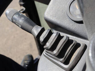 2006-giant-v6001t-cab-46772776