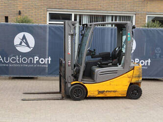 صورة ل رافعات شوكية 2019 جنجهينريتش EFG 320