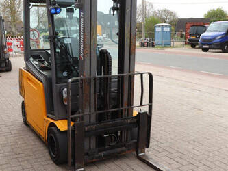 2019-jungheinrich-efg-320-1445572-46772802