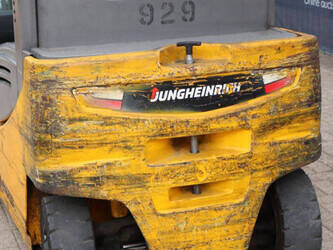 2019-jungheinrich-efg-320-1445572-46772810