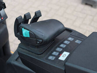 2019-jungheinrich-efg-320-1445572-46772821