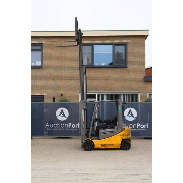 2019 Jungheinrich EFG 320-46772827