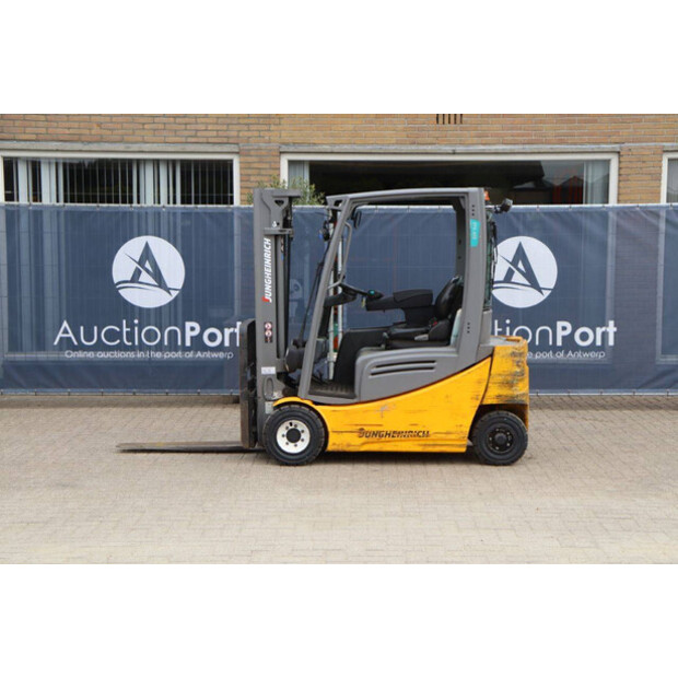 2019 جنجهينريتش EFG 320-46772831