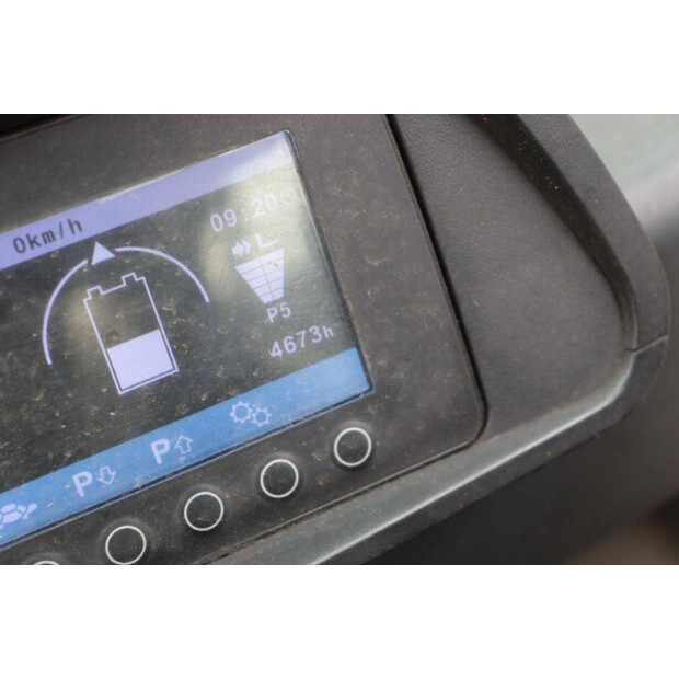 2019 جنجهينريتش EFG 320-46772852