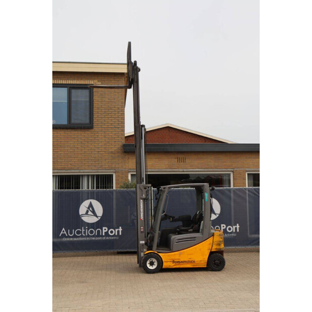 2019 جنجهينريتش EFG 320-46772859