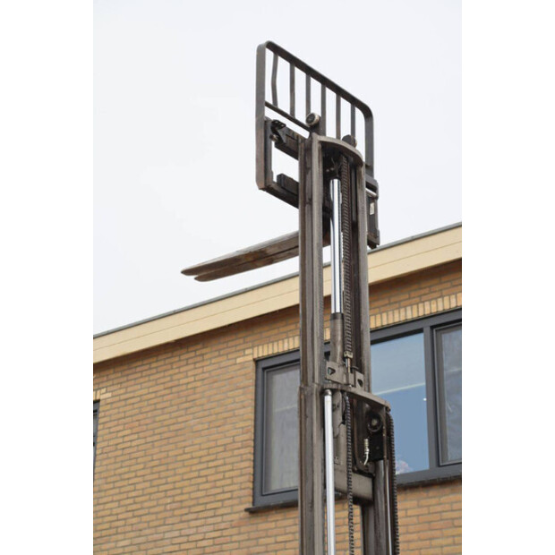 2019 جنجهينريتش EFG 320-46772862