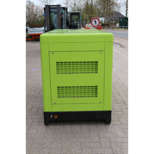 2025 Compal power VG-R30-46772871