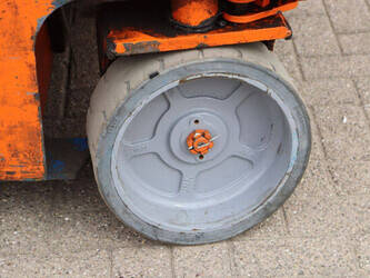 2013-genie-gs-4047-1445580-46773056