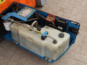 2013-genie-gs-4047-1445580-46773059