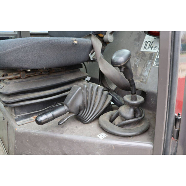 2018 مانيتو M 30-4 P ST3B S4 EU-46773135