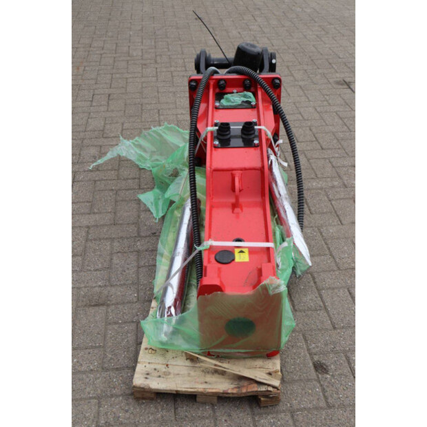 2025 JWB JWB750-46773197