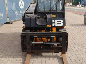 2021-jcb-30-19e-1445590-46773302