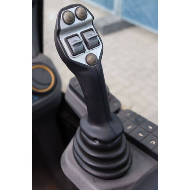 2021 JCB 30-19E-46773320