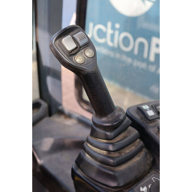 2018 موستانج AL 708-46773356