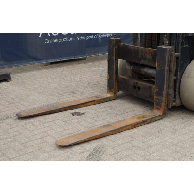 2003 Hyster S7.00XL-46773378