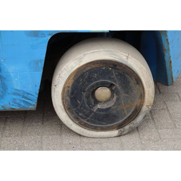 2003 Hyster S7.00XL-46773381