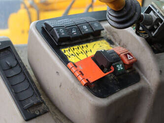 2003-jcb-533-105-1445593-46773429