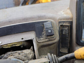 2003-jcb-533-105-1445593-46773432