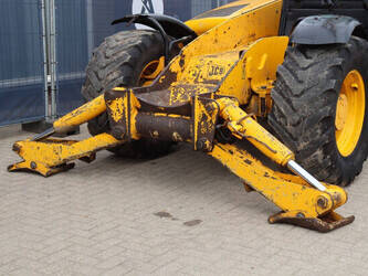 2003-jcb-533-105-1445593-46773450