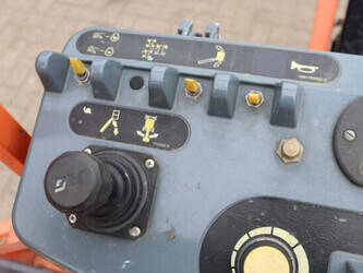 2017-jlg-h340aj-46773579