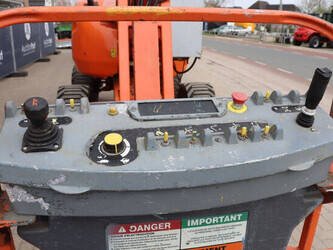 2006-jlg-450aj-1445600-46773643