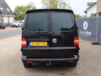 2011-volkswagen-transporter-t5-1445602-46773696