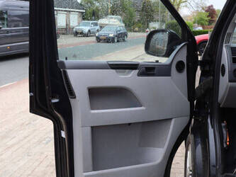 2011-volkswagen-transporter-t5-1445602-46773707