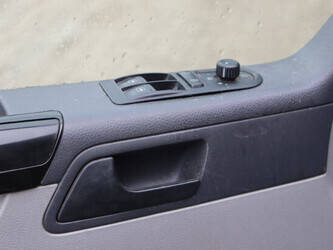 2011-volkswagen-transporter-t5-1445602-46773708