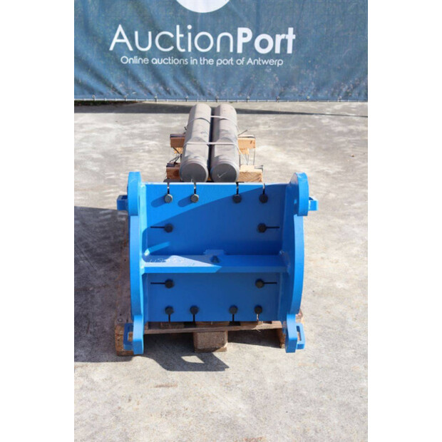 2020 هامر HM 1302-46773754