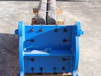 2020-hammer-hm-1302-46773754