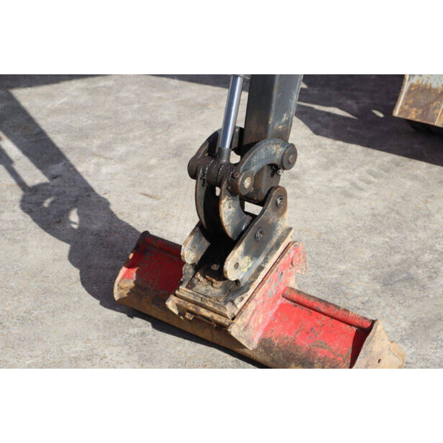 2021 يوروكوماتش 10ZT-46773842