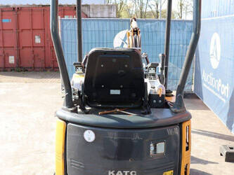 2021-kato-19-vxt-46773875