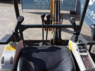 2021-kato-19-vxt-46773903