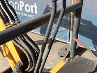 2021-kato-19-vxt-46773906