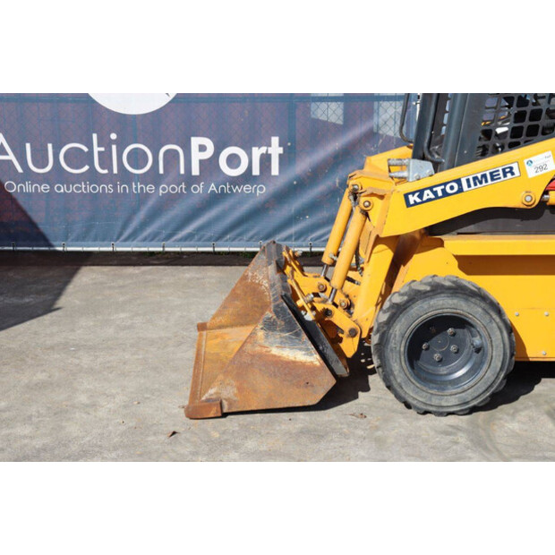 2020 كاتو AS 12-46773984