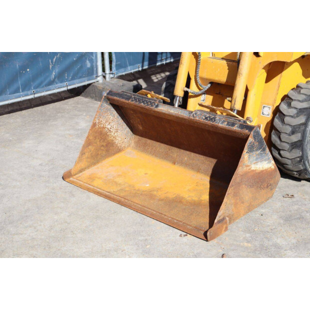 2020 كاتو AS 12-46773985