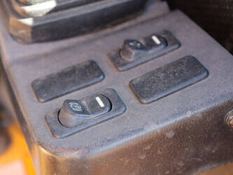 2020-kato-as-12-46774002