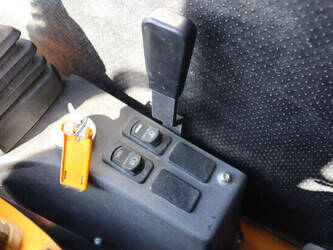 2020-kato-as-12-46774005