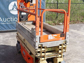 2012-jlg-1930es-1445612-46774053