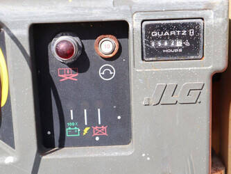 2012-jlg-1930es-1445612-46774058