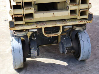 2012-jlg-1930es-1445612-46774068