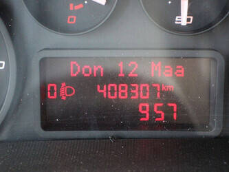 2016-iveco-daily-40c17-1445617-46774231