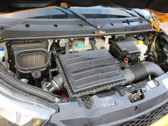 2016-iveco-daily-40c17-1445617-46774240