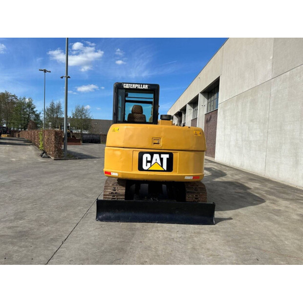 2013 كاتربيلر 305.5-46774365